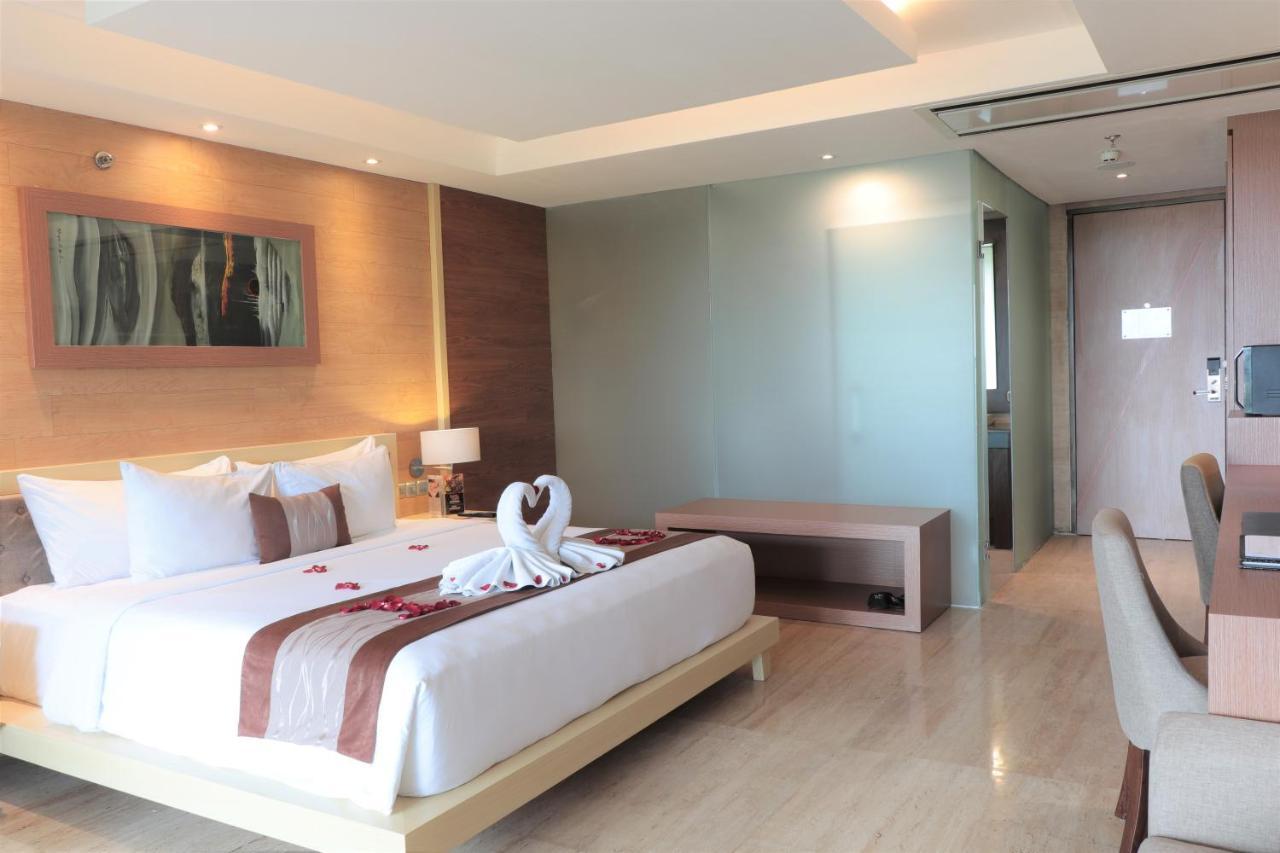 होटल De Vins Sky Seminyak (Bali)
